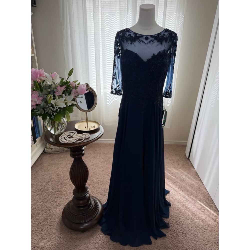 MGNY Navy Beaded Formal Gown Size 10 – New with Tags